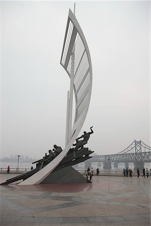 Monument by the Sino-Korea Friendship Bridge on Yalu River,Dandong,Liaoning Province,China Stock Photo - Rights-Managed, Code: 855-03026145