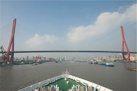 simsearch:855-06312109,k - Yangpu Bridge on Huangpu River,Shanghai,China Fotografie stock - Rights-Managed, Codice: 855-03026169
