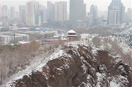 Hongshan Park dans la neige, Wulumuqi (Urumqi), Xinjiang, Chine Photographie de stock - Rights-Managed, Code: 855-03026575