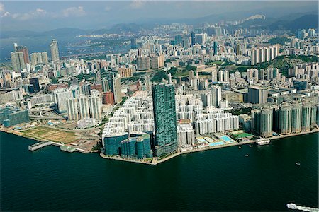 Vue aérienne du port de Victoria vers Hung Hom, Kowloon, Hong Kong Photographie de stock - Rights-Managed, Code: 855-03026690