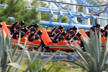 people screaming on a roller coaster - The Dragon roller coaster,Ocean Park,Hong Kong Stock Photo - Rights-Managed, Code: 855-03022243