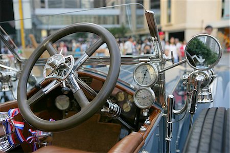simsearch:855-03022531,k - Vintage car show,Hong Kong Stock Photo - Rights-Managed, Code: 855-03022534