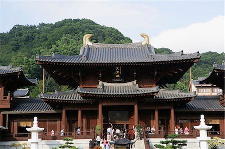 Tourists at Chi Lin Nunnery,Diamond Hill,Hong Kong Stock Photo - Rights-Managed, Code: 855-03022592