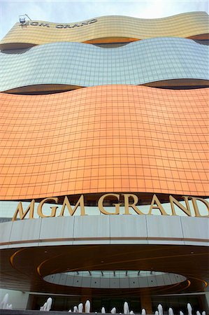 facade of casino - MGM Grand Hotel and Casino, Macao Photographie de stock - Rights-Managed, Code: 855-03023317