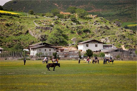 simsearch:855-03023485,k - Cheval d'équitation pour touriste à Shangri-La, Yunnan, Chine Photographie de stock - Rights-Managed, Code: 855-03023389