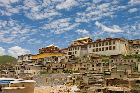 shangri la china - Songzanlin Temple and local residence,Shangri-La,China Stock Photo - Rights-Managed, Code: 855-03023625