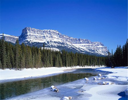 Castle Mountain, Parc National Banff, Canada Photographie de stock - Rights-Managed, Code: 855-03254895