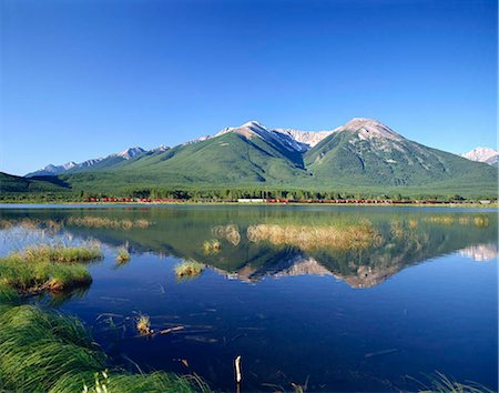 sundance range - Sundance Range, Vermilion Lakes, Banff National Park, Alberta, Canada Foto de stock - Con derechos protegidos, Código: 855-03255014