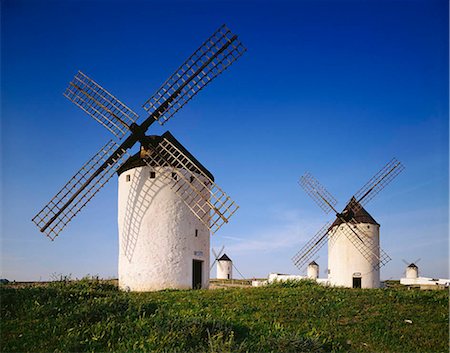 Windmills, Campo de Criptana, La Mancha, Spain Foto de stock - Direito Controlado, Número: 855-03255165