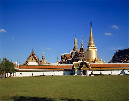 simsearch:855-03255275,k - Wat Pra Keo, Bangkok, Thailand Stock Photo - Rights-Managed, Code: 855-03255270