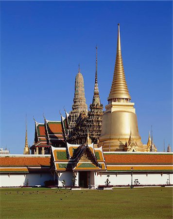 simsearch:855-03255275,k - Wat Pra Keo, Bangkok, Thailand Stock Photo - Rights-Managed, Code: 855-03255273