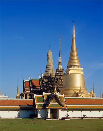 simsearch:855-03255275,k - Wat Pra Keo, Bangkok, Thailand Stock Photo - Rights-Managed, Code: 855-03255335