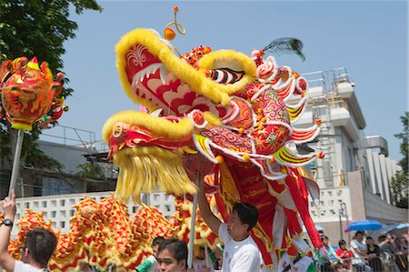 simsearch:855-03252882,k - Dragon dance celebrating the Tam Kung festival, Shaukeiwan, Hong Kong Foto de stock - Direito Controlado, Número: 855-03252903