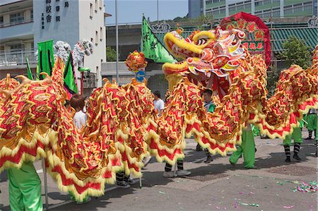 simsearch:855-03252882,k - Dragon dance celebrating the Tam Kung festival, Shaukeiwan, Hong Kong Foto de stock - Direito Controlado, Número: 855-03252910