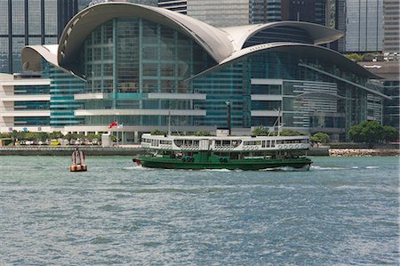 Star ferry passing by the Hong Kong Convention and Exhibtion Centre, Wanchai, Hong Kong Foto de stock - Con derechos protegidos, Código: 855-03253446