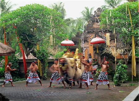 simsearch:855-02985793,k - Barong dance show, Bali, Indonesia Foto de stock - Con derechos protegidos, Código: 855-03253661