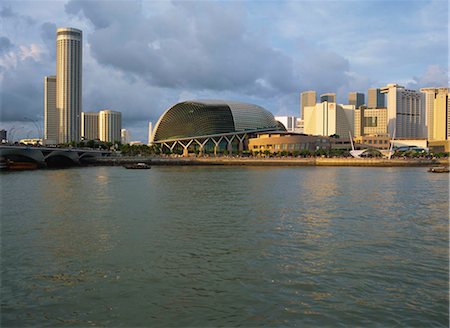 simsearch:855-02987778,k - Esplanade - Theatres on The Bay, Singapore Foto de stock - Con derechos protegidos, Código: 855-03253793