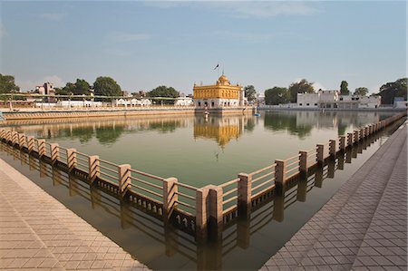 Temple in a pond, Durgiana Temple, Amritsar, Punjab, India Stock Photo - Rights-Managed, Code: 857-06721566
