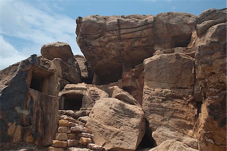 simsearch:857-06721579,k - Ruins of ancient caves at an archaeological site, Udayagiri and Khandagiri Caves, Bhubaneswar, Orissa, India Foto de stock - Con derechos protegidos, Código: 857-06721603