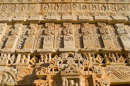 simsearch:857-03553714,k - Low angle view of a temple, Kumbha Shyam Temple, Chittorgarh, Rajasthan, India Stock Photo - Rights-Managed, Code: 857-03192486