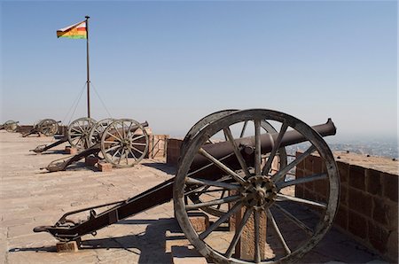 simsearch:857-03192597,k - Old cannons in a fort, Mehrangarh Fort, Jodhpur, Rajasthan, India Stock Photo - Rights-Managed, Code: 857-03192591