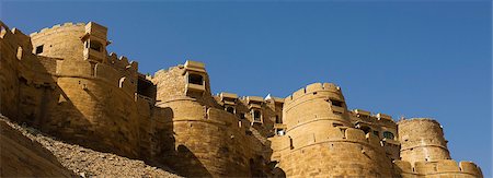 Vue faible angle d'un fort, Jaisalmer Fort, Jaisalmer, Rajasthan, Inde Photographie de stock - Rights-Managed, Code: 857-03192628