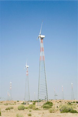 simsearch:630-03479131,k - Éoliennes dans un paysage, Jaisalmer, Rajasthan, Inde Photographie de stock - Rights-Managed, Code: 857-03192656