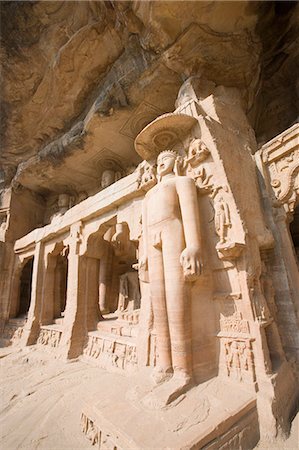 Statues carved in a wall, Gwalior, Madhya Pradesh, India Foto de stock - Direito Controlado, Número: 857-03192714