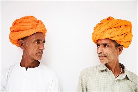 simsearch:857-03553567,k - Close-up of two men wearing turban Foto de stock - Direito Controlado, Número: 857-03553532