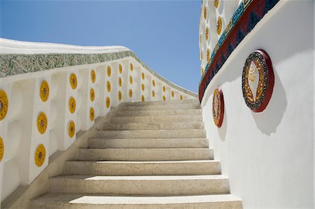 Escalier d'un stupa, Shanti Stupa, Leh, Ladakh, Cachemire, Inde Photographie de stock - Rights-Managed, Code: 857-03553720