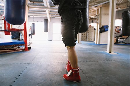Partie basse du boxeur dans le gymnase Photographie de stock - Rights-Managed, Code: 858-05799242