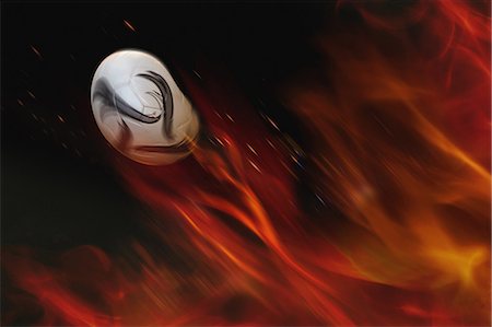 simsearch:614-07239995,k - Soccer Ball And Flames Foto de stock - Con derechos protegidos, Código: 858-06159398