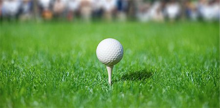 Golf Ball On Golf Tee Foto de stock - Con derechos protegidos, Código: 858-06756026