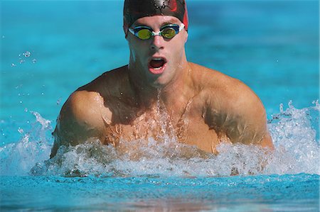 simsearch:858-06756404,k - Swimmer Swimming In Pool Stock Photo - Rights-Managed, Code: 858-06756407