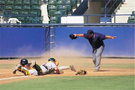 players sliding into bases - Sports Stock Photo - Rights-Managed, Code: 858-03044581