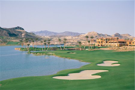 simsearch:858-03045470,k - Beautiful Golf Course Foto de stock - Con derechos protegidos, Código: 858-03045235