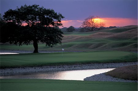 simsearch:858-03045470,k - Beautiful Golf Course Foto de stock - Con derechos protegidos, Código: 858-03045288