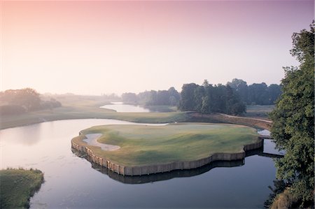 simsearch:858-03045470,k - Beautiful Golf Course Foto de stock - Con derechos protegidos, Código: 858-03045420