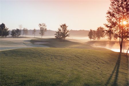 simsearch:858-03045470,k - Beautiful Golf Course Foto de stock - Con derechos protegidos, Código: 858-03045431