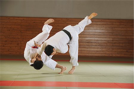 simsearch:858-03047624,k - Takedown judo Photographie de stock - Rights-Managed, Code: 858-03047591