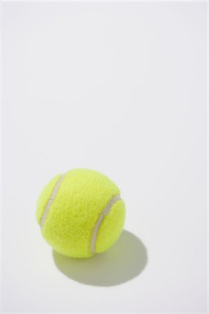simsearch:858-03049840,k - Balle de tennis Photographie de stock - Rights-Managed, Code: 858-03049848