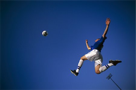 simsearch:858-03051086,k - Bicycle Kick Fotografie stock - Rights-Managed, Codice: 858-03051081