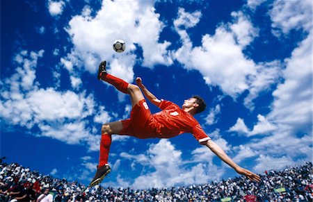 simsearch:858-03051086,k - Bicycle Kick Fotografie stock - Rights-Managed, Codice: 858-03051093