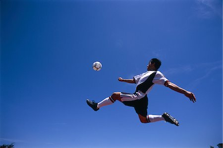 simsearch:858-03052307,k - Bicycle Kick Fotografie stock - Rights-Managed, Codice: 858-03051174