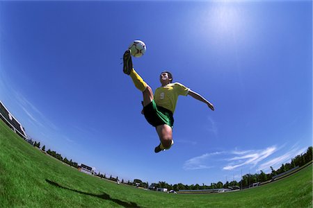 simsearch:858-03051086,k - Bicycle Kick Fotografie stock - Rights-Managed, Codice: 858-03051196