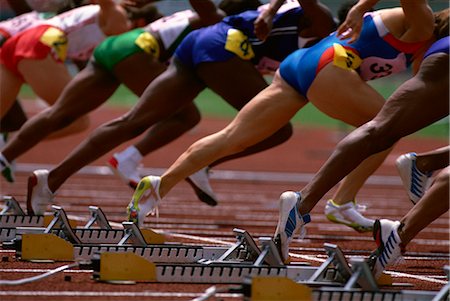 picture of lady at the start line in track - Track Stock Photo - Rights-Managed, Code: 858-03051489