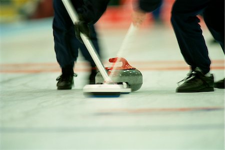 simsearch:858-03051806,k - Curling Stock Photo - Rights-Managed, Code: 858-03051819
