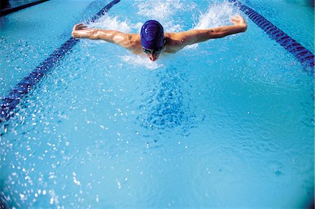 simsearch:858-03053140,k - Swimming (Butterfly Stroke) Stock Photo - Rights-Managed, Code: 858-03052709