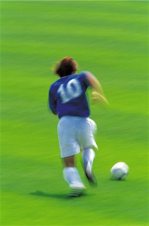 simsearch:858-03052928,k - Soccer (Dribbling) Foto de stock - Con derechos protegidos, Código: 858-03052809