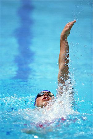 Swimming Backstroke Foto de stock - Direito Controlado, Número: 858-03053165